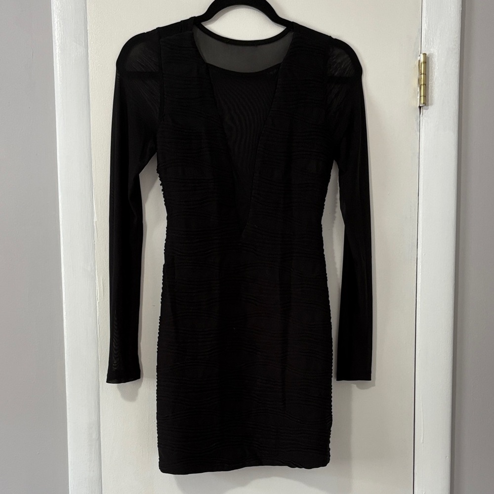 Elegant Black Long Sleeve Dress